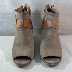 Lucky Brand Tan Suede Ankle Boots Size 8.5
